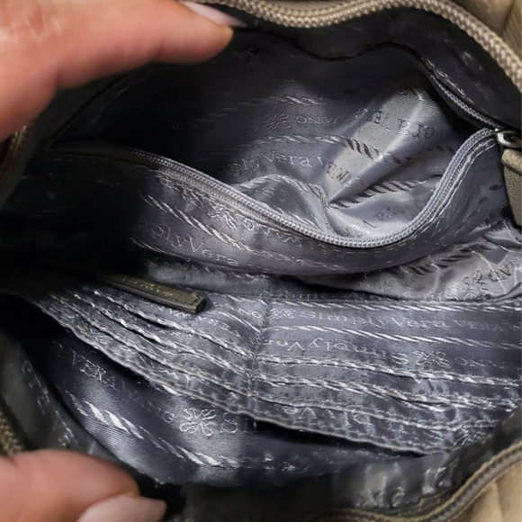 Vera Wang - Wristlet - Picture 3 of 5